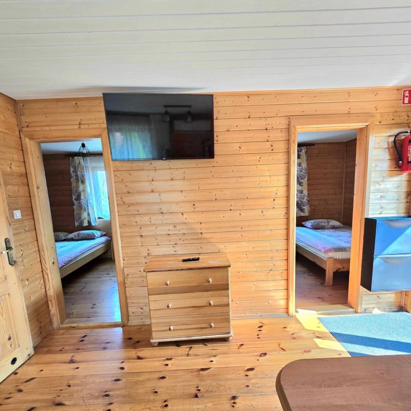 Kiczara: Lakefront Mountain View With Ac In Holiday home Polanczyk